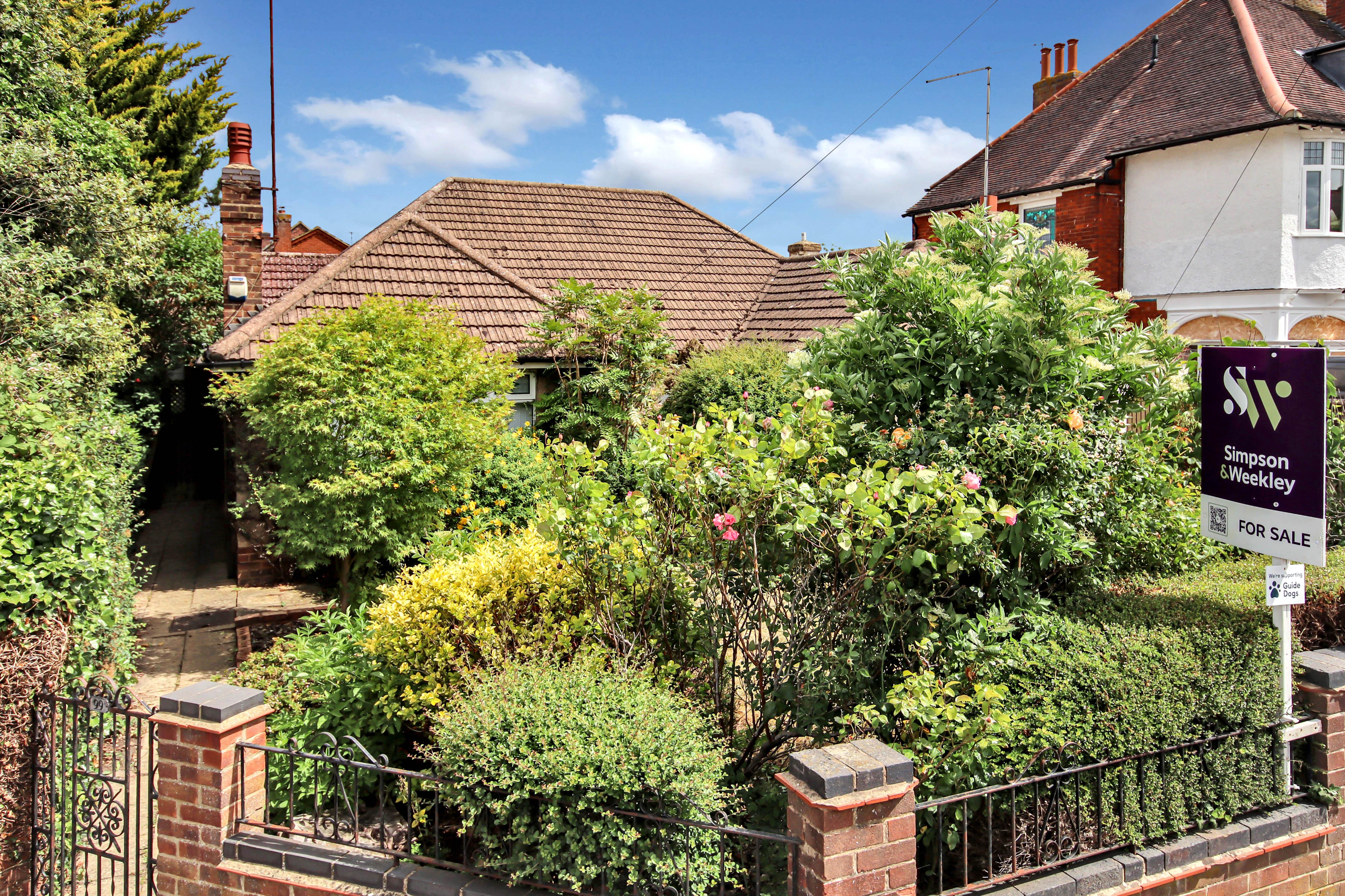 Newton Road, Rushden